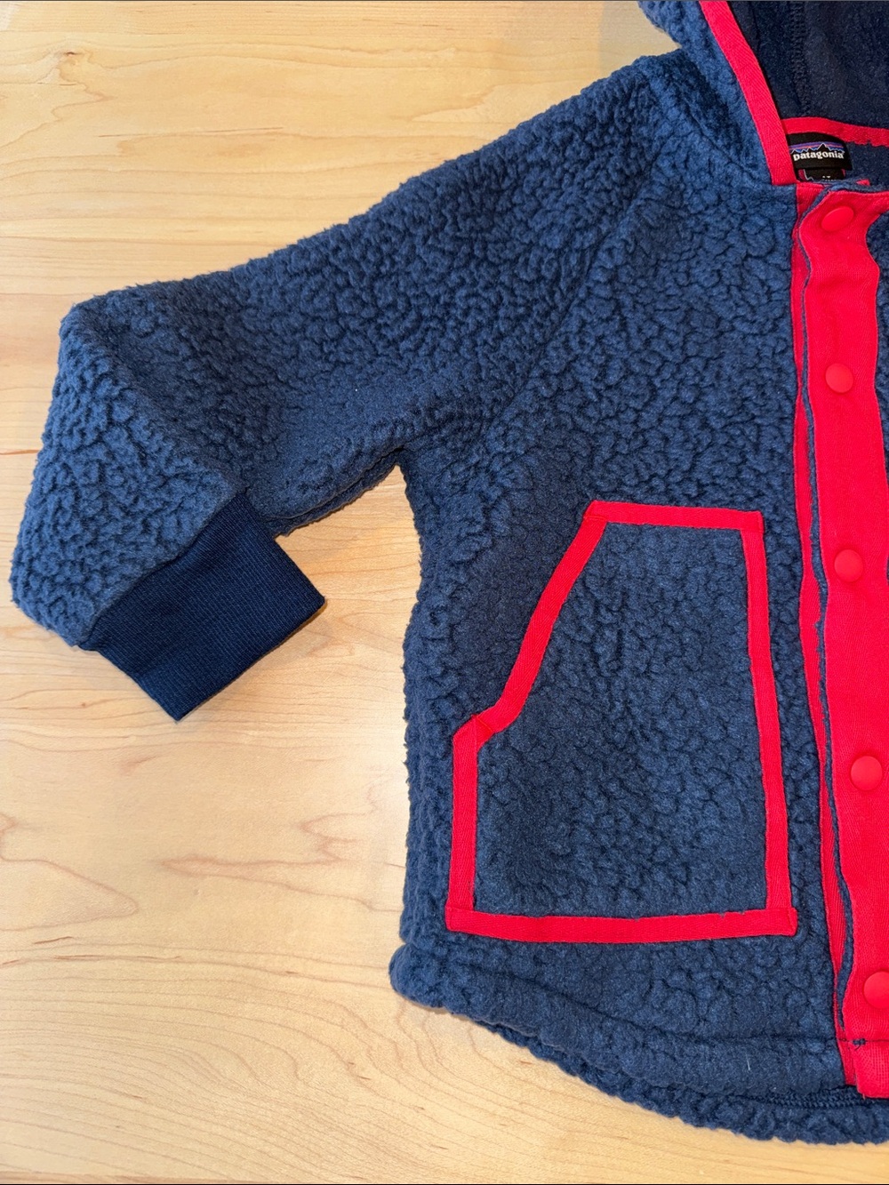 Patagonia Toddler Retro Pile Snap Jacket Navy Blue with Red Trim size 4T - Picture 3 of 9